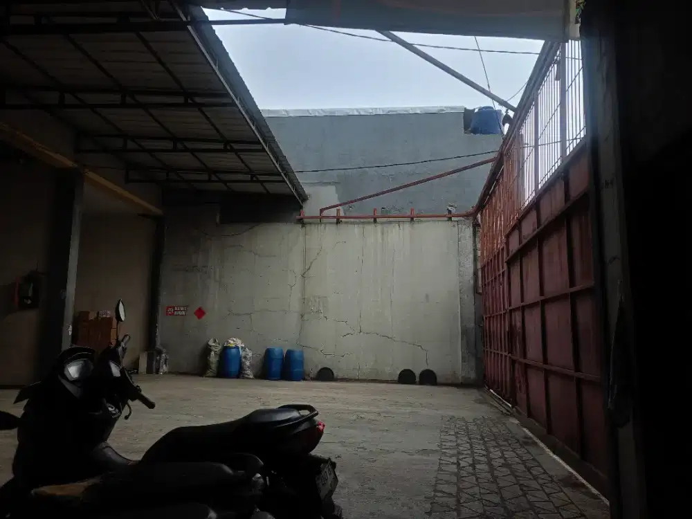 Loker security! Urgent