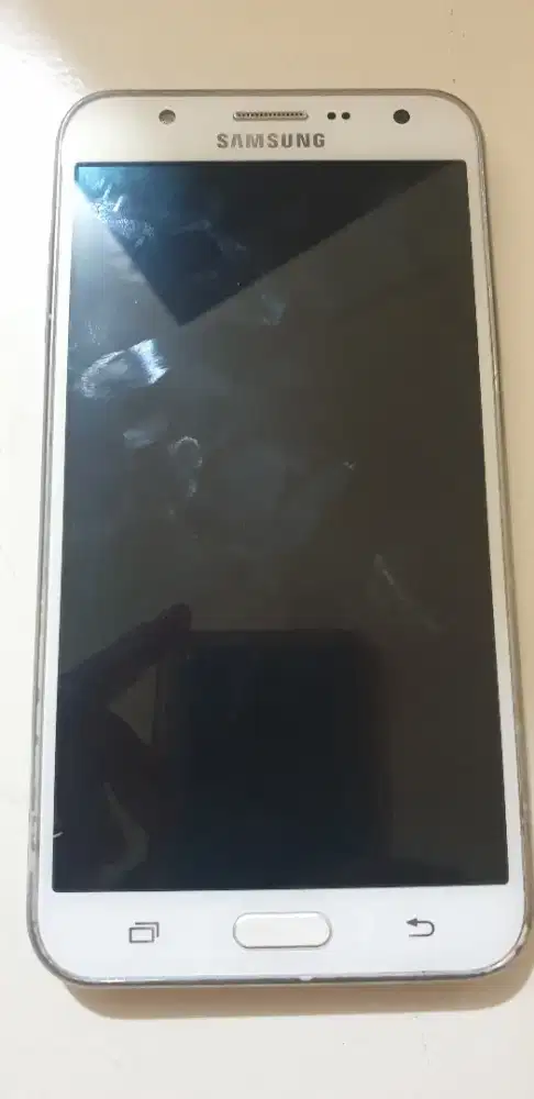 Samsung J7 putih