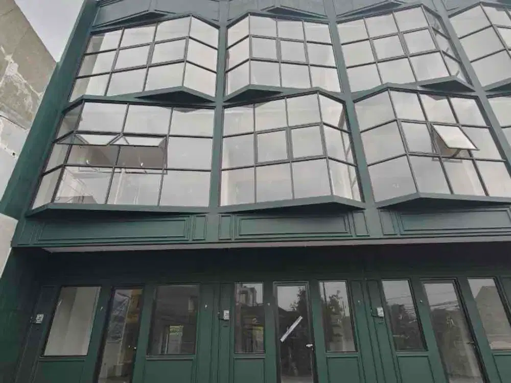 Baru Gress! Ruko American Classic Lokasi Raya Kedung Asem Rungkut