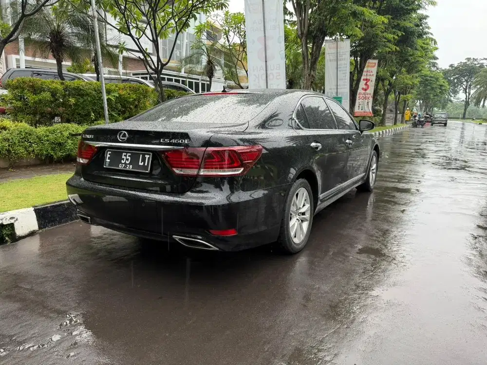 Murahh !! VIP Cars ! Lexus LS460L AT 2013,
