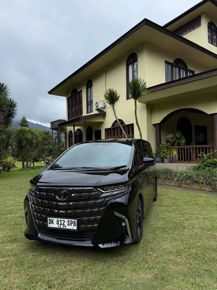 Toyota Alphard 2024 Bensin
