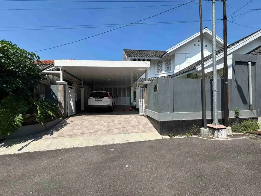 Dekat Akpol, Rumah Bagus di Kaliwiru Candisari Semarang