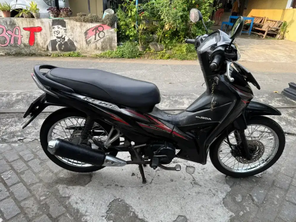 Revo absolut THN 2013 plat AB Bantul