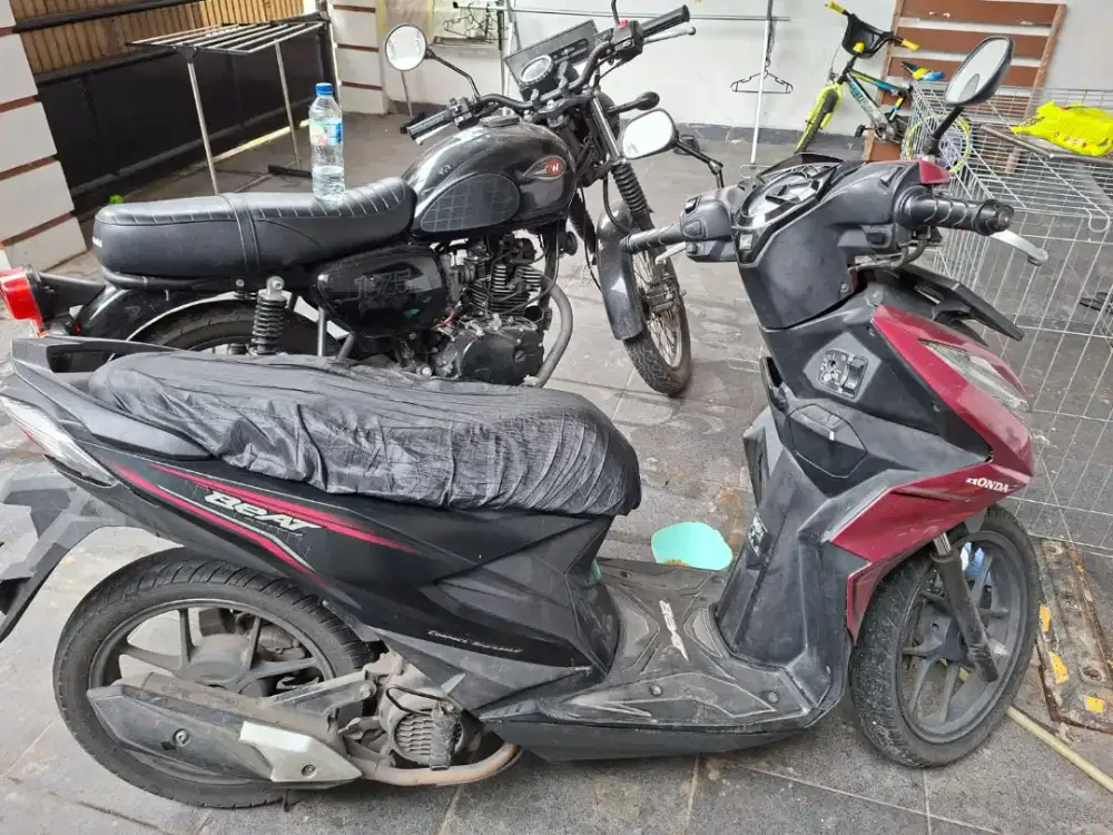 Dijual cepat motor tangan pertama