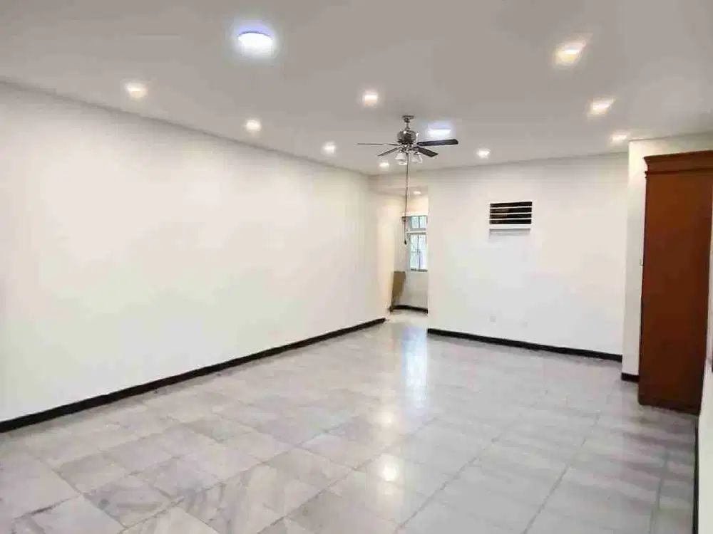 disewakan murah Hoek Sunter 22.5 x 18.5