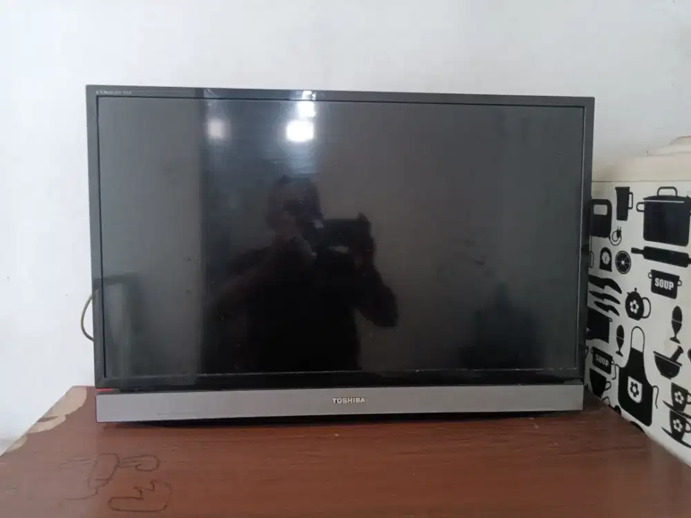 Dijual tv LCD Toshiba 32 inch