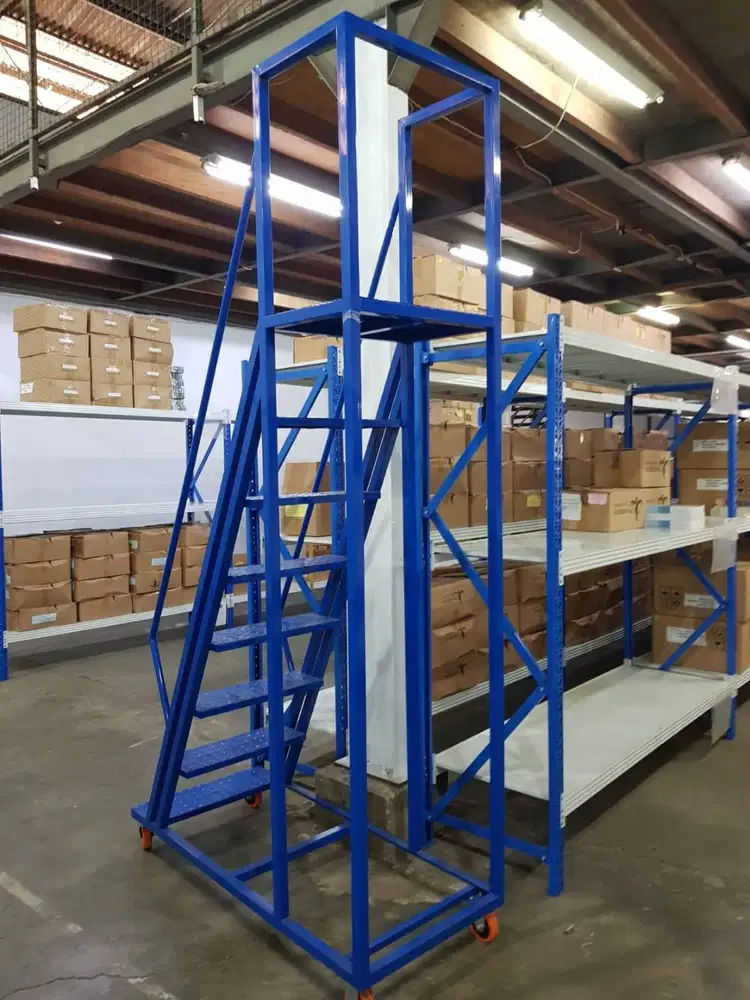 Dijual Tangga Gudang