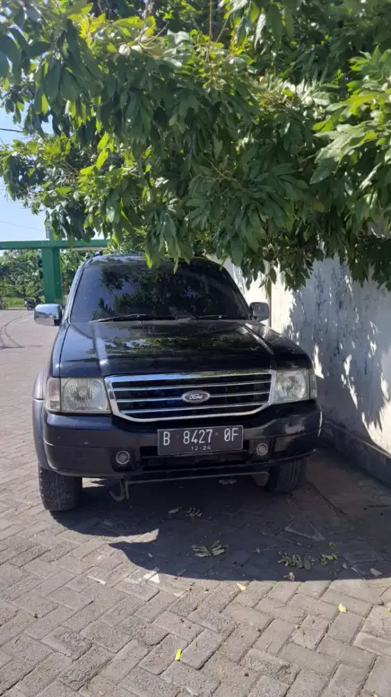 Mobil ford everest siap pakai