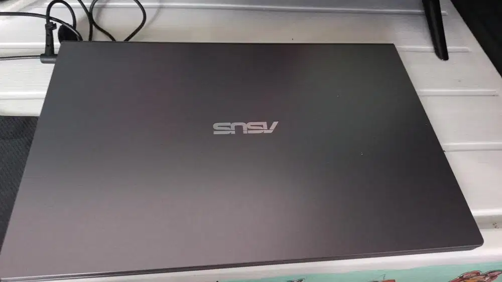 Asus vivobook 416MAO