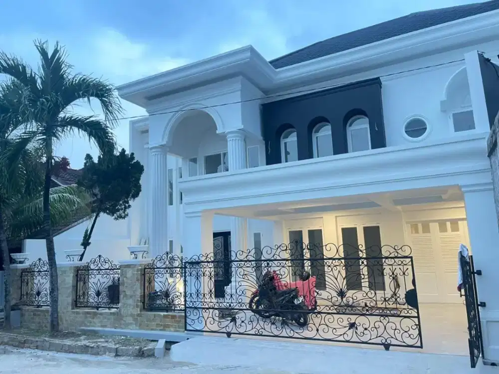 Di jual rumah di era mas Jaktim ( Heny an)