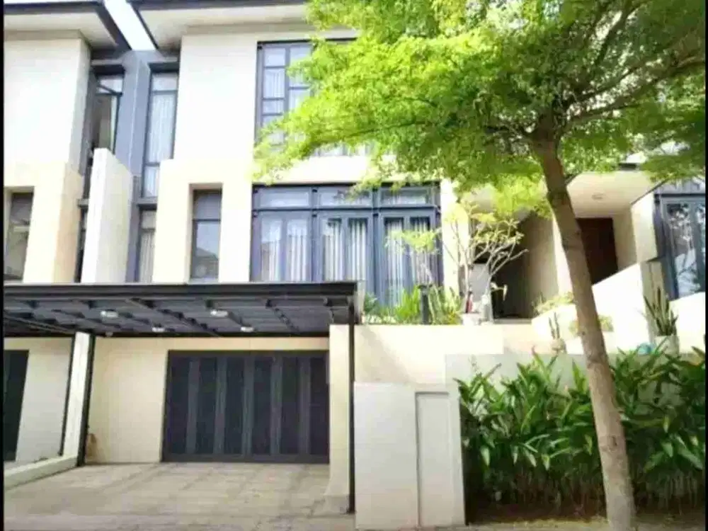 Dijual Rumah Navapark Cluster Lancewood BSD City with Private Pool Cantik