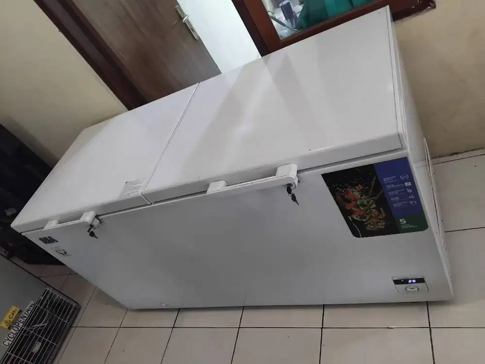 freezer 500 liter RSA murah bekas normal