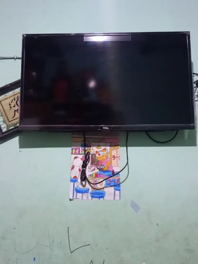 Televisi TCL 32
