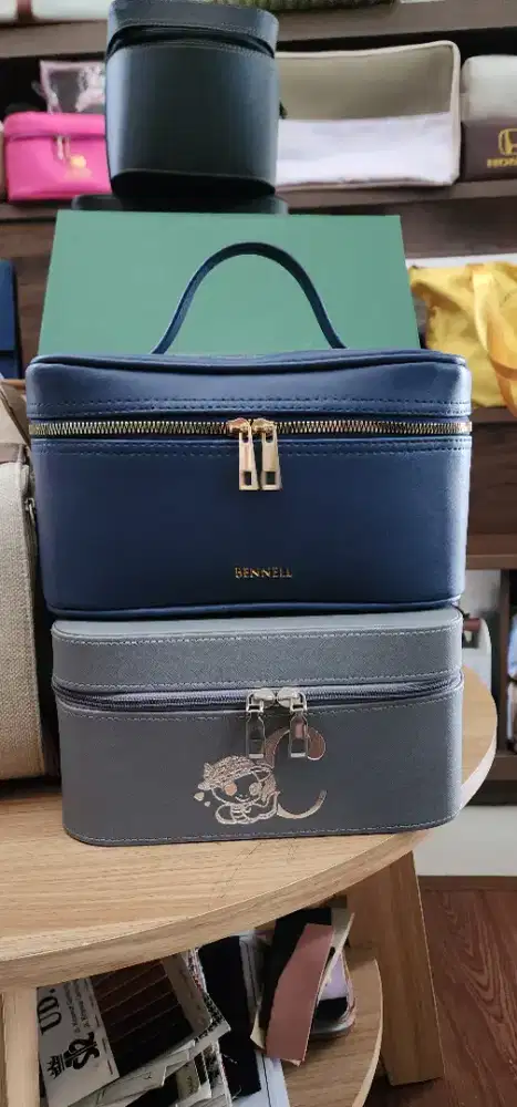 Cari penjahit untuk bikin aneka tas dan dompet