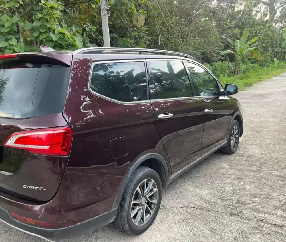 Wuling Cortez AT Luxury Bensin