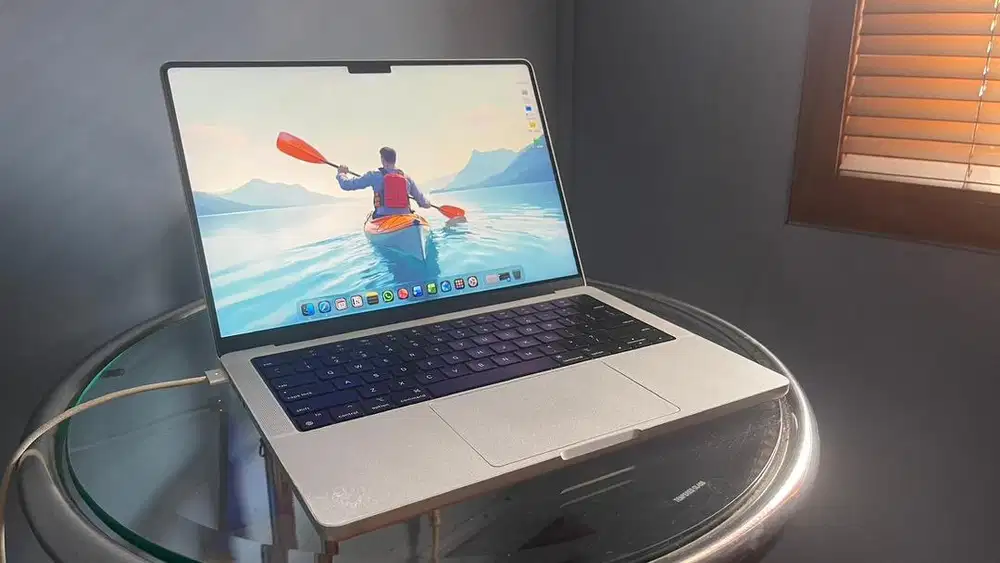 Macbook Pro 2021 14 inci M1 RAM 16GB SSD 512GB