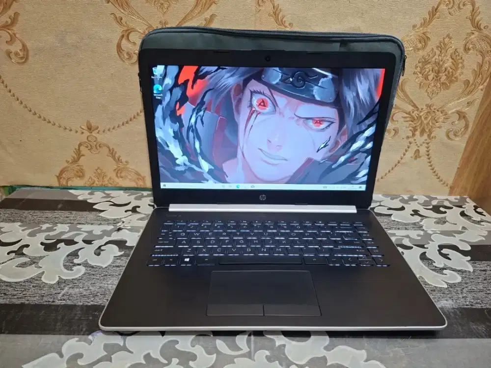 Laptop Laptop Hp 14-cm0xxx ( BACKLIGHT )- Amd E2-9000e -4GB -SSD 256GB