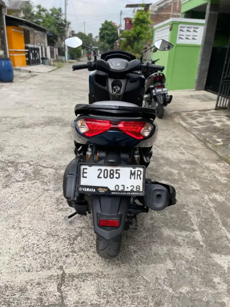 Yamaha NMAX 2023 standar