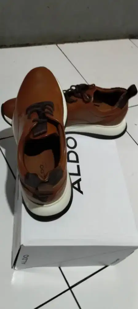 Sepatu merk aldo