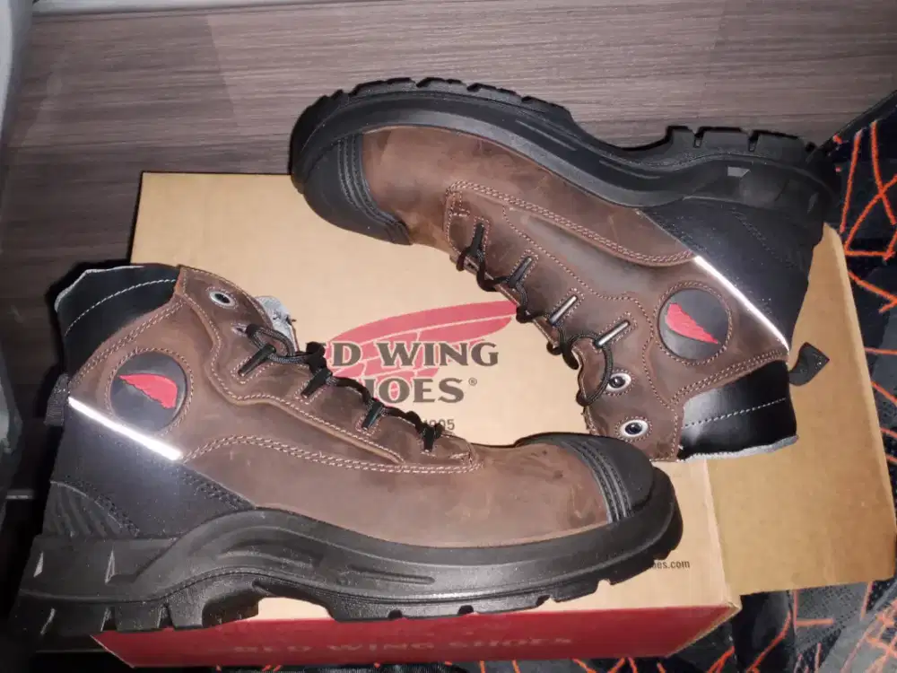 Safety Shoes Red Wing 3228 / Sepatu Safety Red Wing 3228