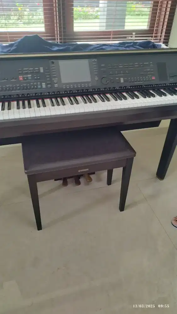 Piano elektrik yamaha CVP 505