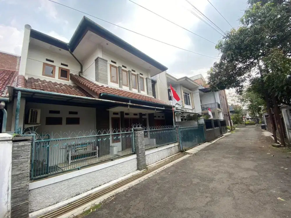 Dijual Rumah di Turangga Bandung, Furnish Siap Huni, Bisa untuk Guesthouse