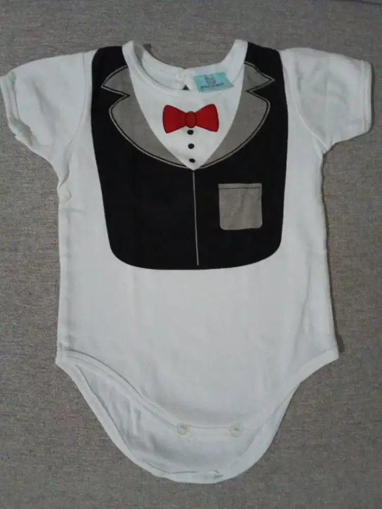 Jumper Bayi Peek a boo