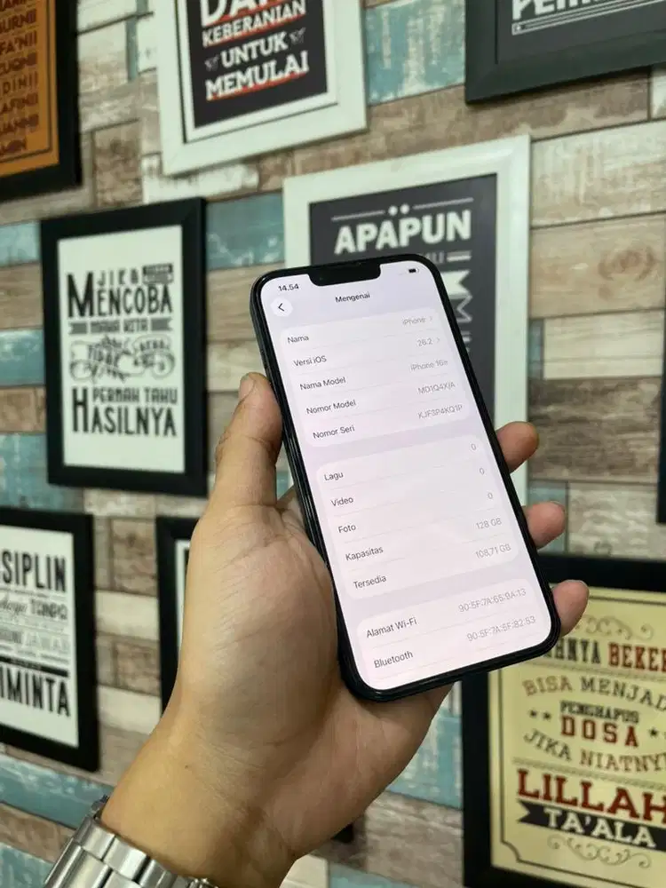 iphone 16e 128 second ibox