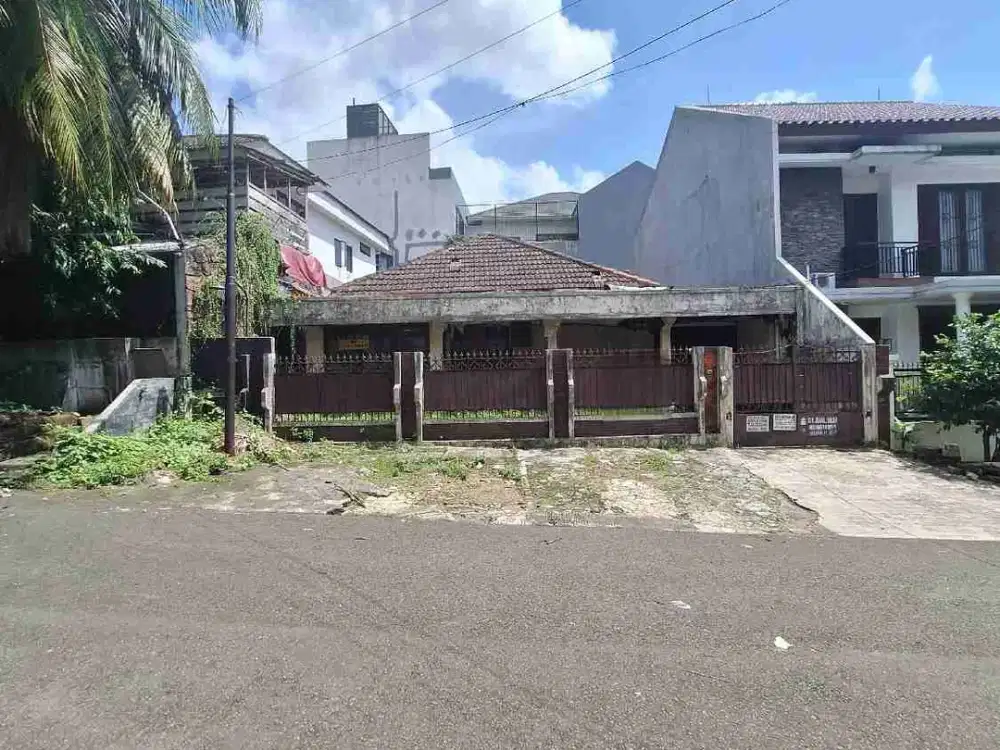 RUMAH LAMA HITUNG TANAH DI KERINCI KEBAYORAN BARU