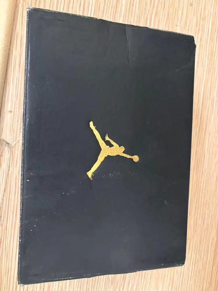 Sepatu Jordan 4 Retro (Baby Size)