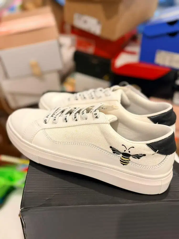 Sepatu Wanita Casual Tali size 25cm Ricosta Brand Lokal