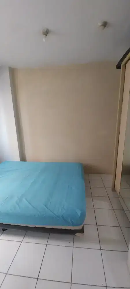 Jual borongan AC, kulkas, kasur, lemari dll