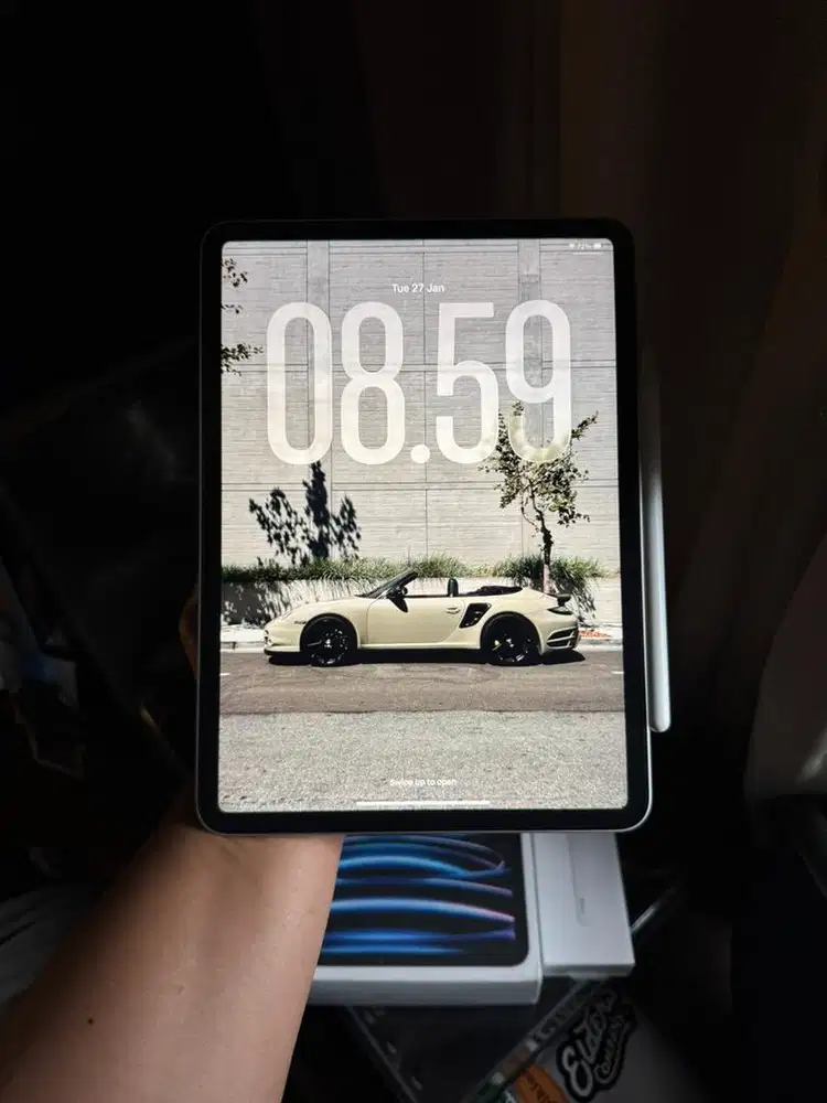 Ipad pro gen 4 M2 256gb Wifi Only + apple pencil gen 2