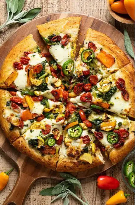 CREW RESTORAN PIZZA (SERBA BISA)