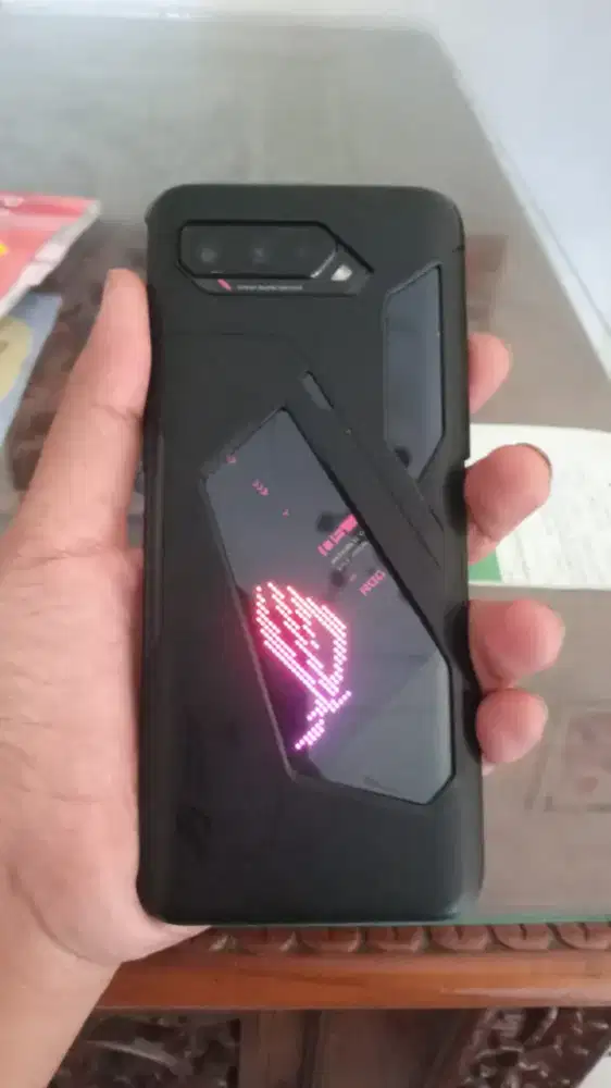 Asus ROG 5 12/256 siapa cepat 2,6 jual rugi