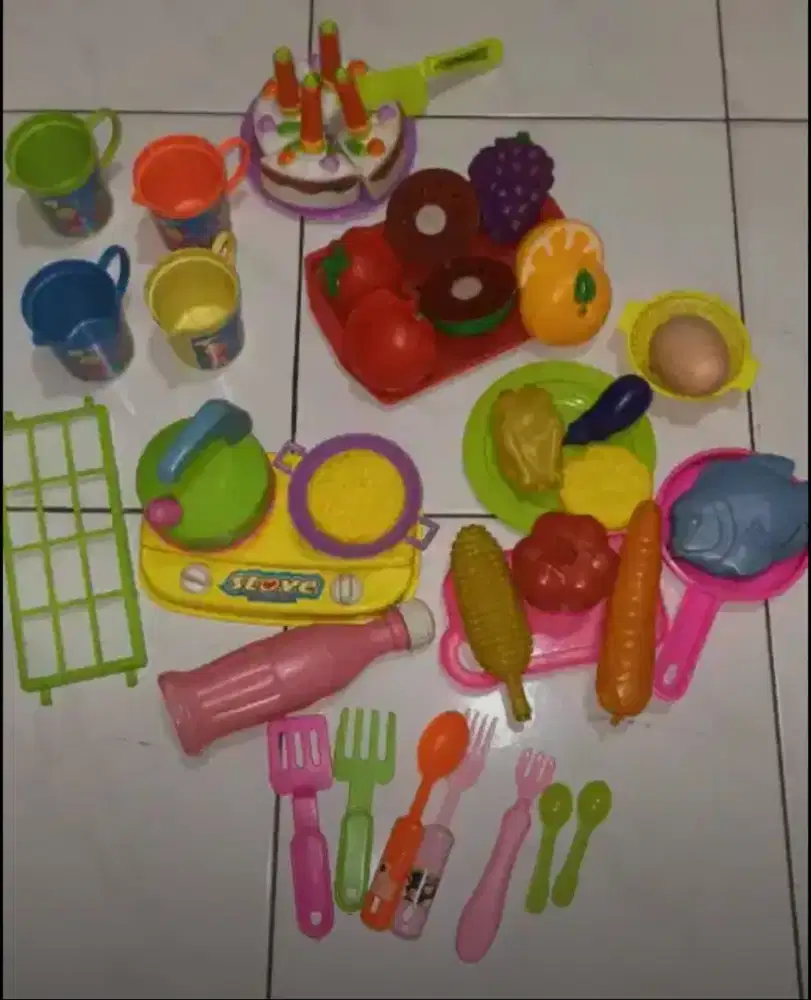 Mainan masak2 campuran