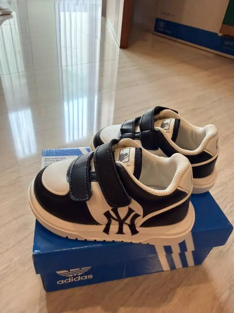 Sepatu Anak MLB usia 2-3 tahun