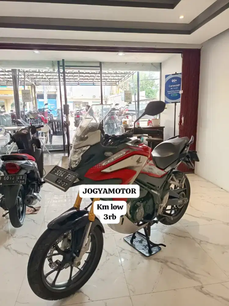 c - honda cb150x th 2022 KM 3RB