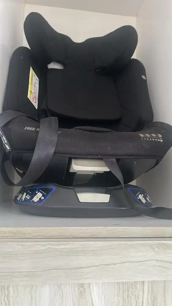 preloved Carseat BabyDoes CH 8749