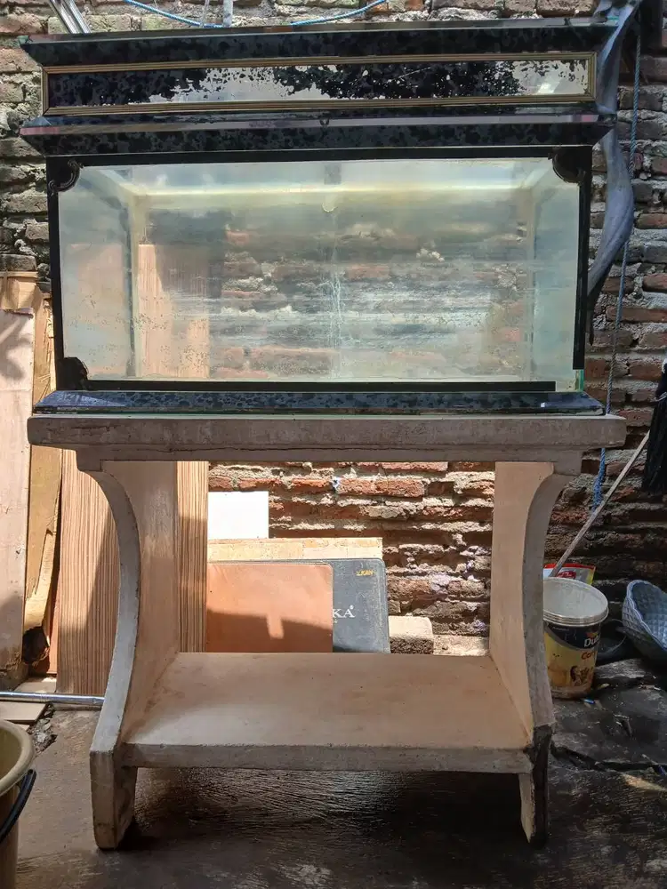 Akuarium dan meja akuarium 400rb nego