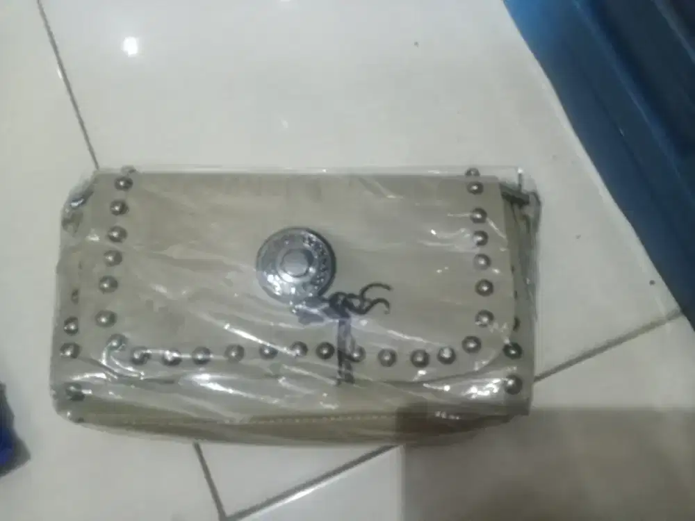 Tas wanita selempang