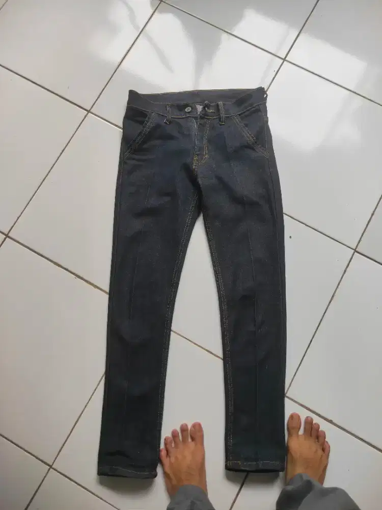 Celana Levis sz 29