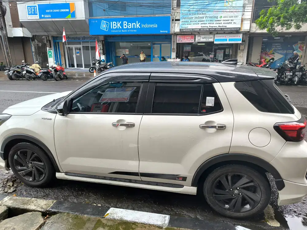 Toyota Raize 1.0 Turbo GR Sport Two Tone 2022 Bensin