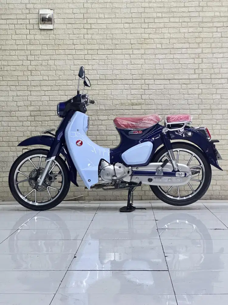 Special Collector Item! Honda C125 Supercub 2019