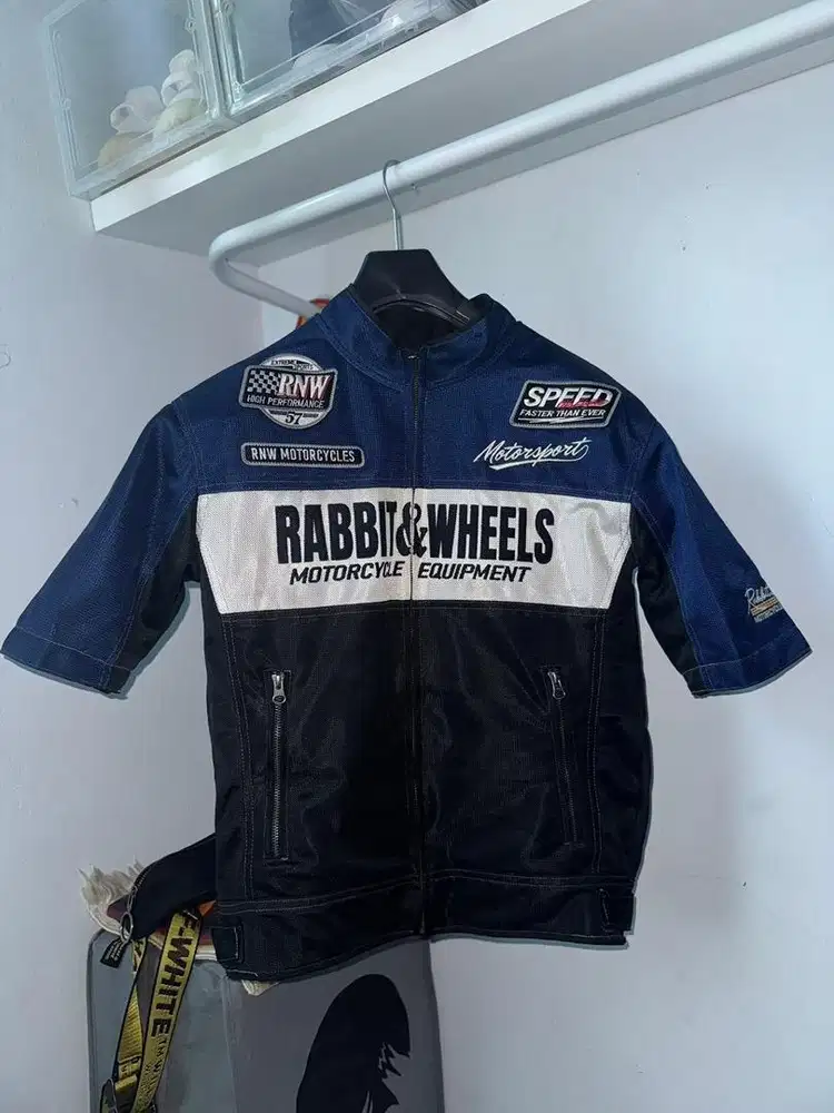 Rabbit And Wheels Mesh