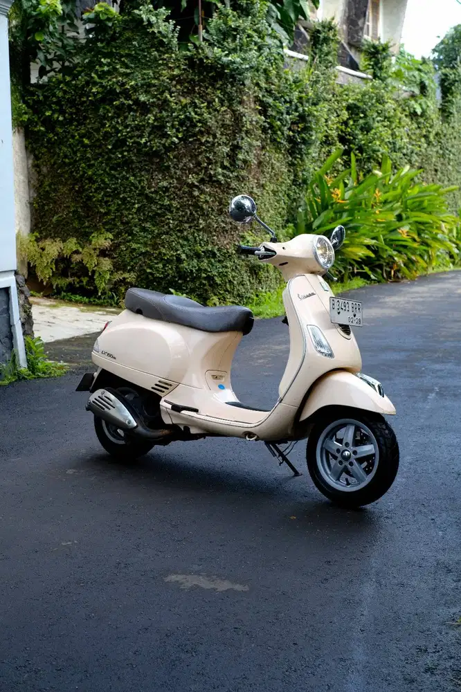 JUAL VESPA MATIC BEKAS/SECOND LX 150 2012 MURAH BERGARANSI
