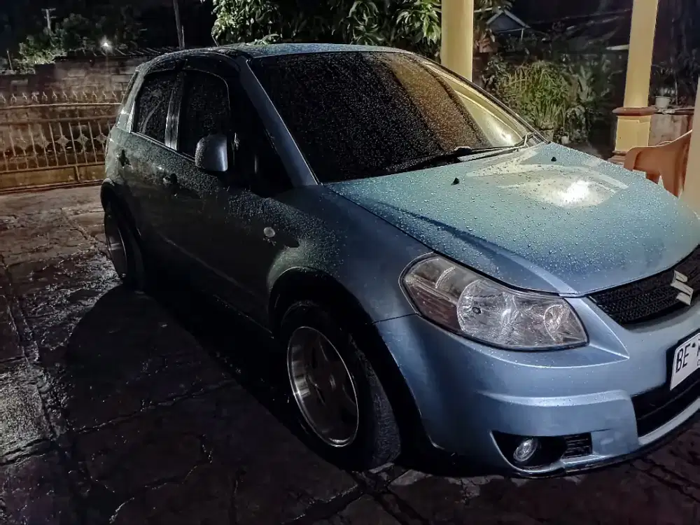 Suzuki SX4 X-Over
