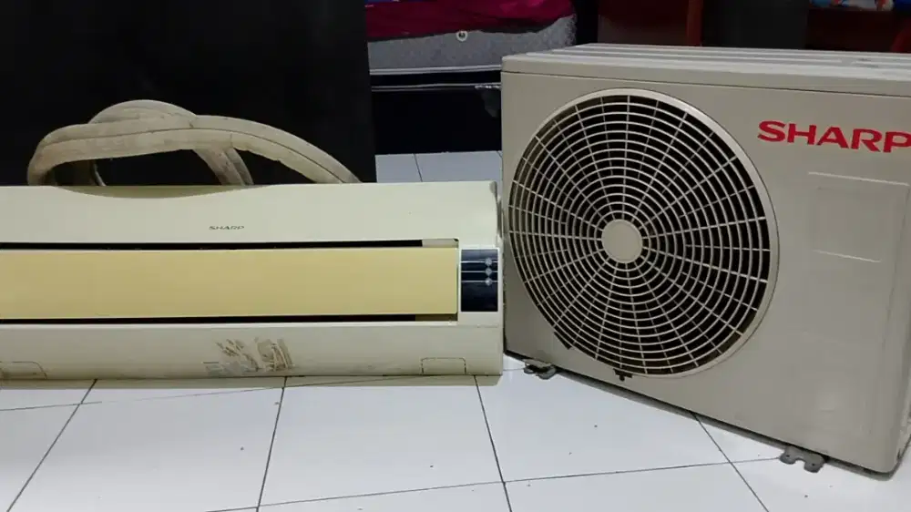 Dijual AC merk Sharp