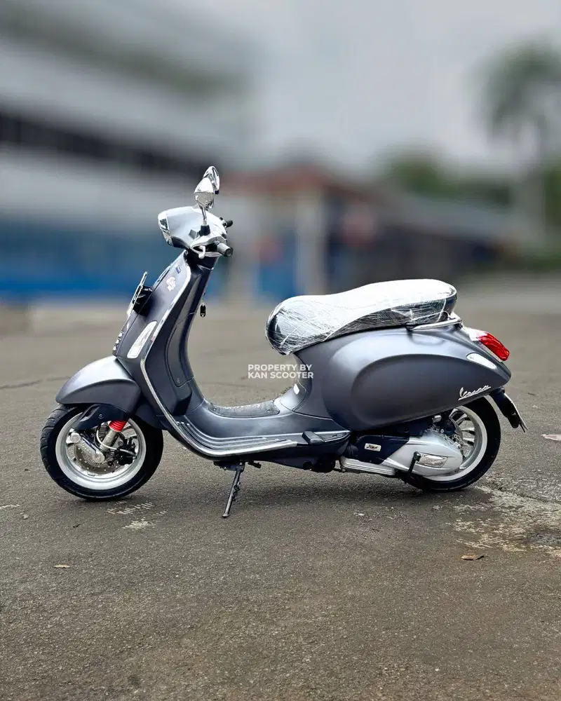 JUAL MURAH VESPA SPRINT 150 IGET ABS 2018 MULUS