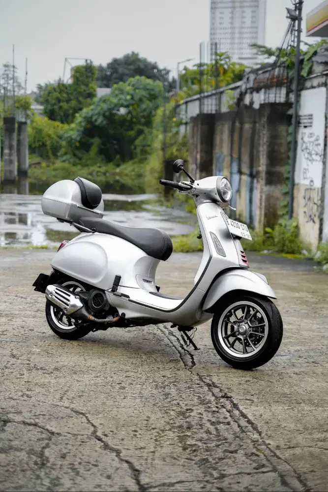 JUAL VESPA MATIC BEKAS/SECOND PRIMAVERA 150 2019 MURAH BERGARANSI